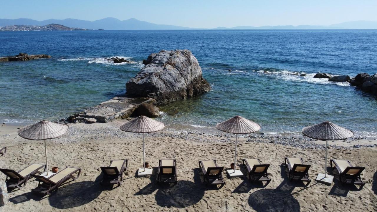 Pine Bay Holiday Resort Kusadasi Bagian luar foto A beach on the island of Skopelos